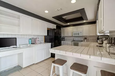 18743 Auburn Way, Madera, CA 93638 photo 10