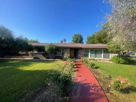 160 N Park Dr, Madera, CA 93637 photo 1
