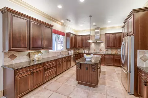 2241 Jordan Ave, Clovis, CA 93611 photo 21