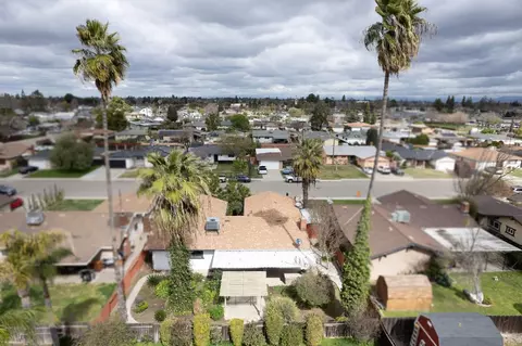 1345 Peach St, Selma, CA 93662 photo 7