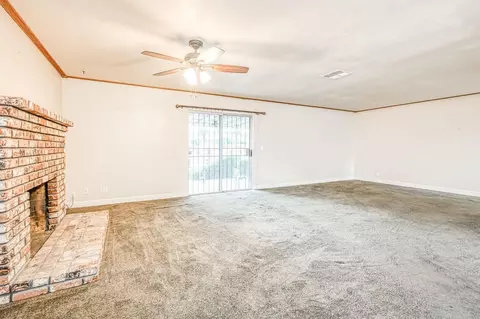 1345 Peach St, Selma, CA 93662 photo 17