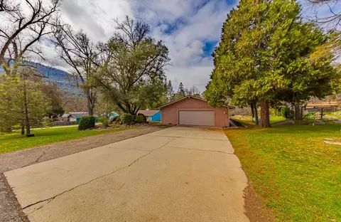 40276 Redbud Dr, Oakhurst, CA 93644 photo 11