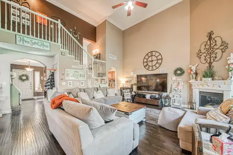 901 Maple St, Parlier, CA 93648 photo 9