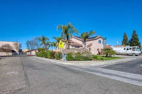 901 Maple St, Parlier, CA 93648 photo 66