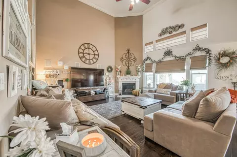 901 Maple St, Parlier, CA 93648 photo 8