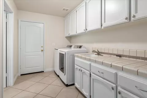 46055 Sutton Dr, Oakhurst, CA 93644 photo 22