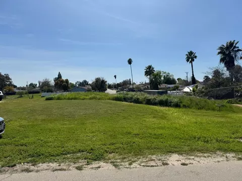 1 Avenue 18, Madera, CA 93638 photo 1