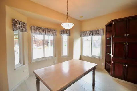 3077 Fairmont Ct, Madera, CA 93637 photo 14
