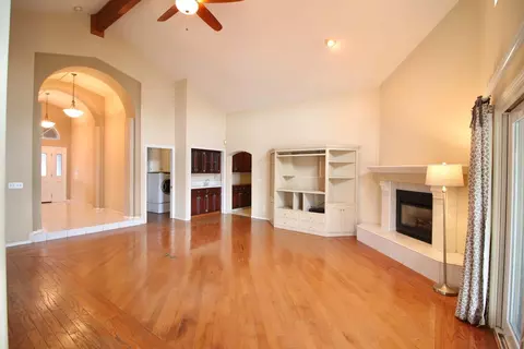 3077 Fairmont Ct, Madera, CA 93637 photo 12