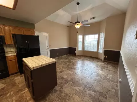 18149 Varden Dr, Madera, CA 93638 photo 8
