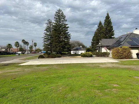 18149 Varden Dr, Madera, CA 93638 photo 5