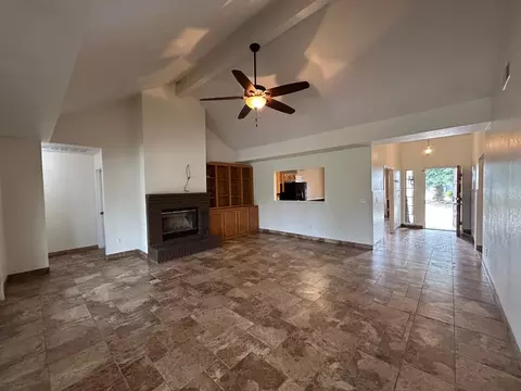18149 Varden Dr, Madera, CA 93638 photo 12