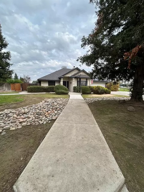 18149 Varden Dr, Madera, CA 93638 photo 3