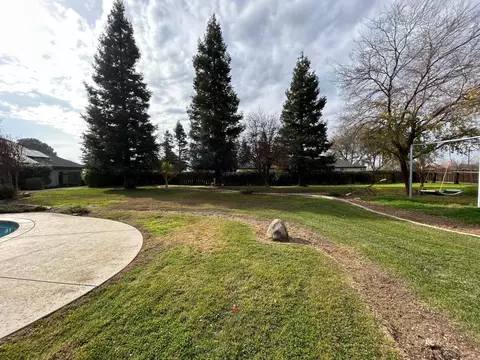 18149 Varden Dr, Madera, CA 93638 photo 32