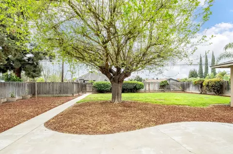 103 S Park Dr, Madera, CA 93637 photo 24