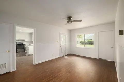 103 S Park Dr, Madera, CA 93637 photo 12