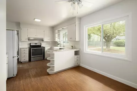 103 S Park Dr, Madera, CA 93637 photo 13