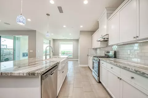 639 Overstone Ave, Madera, CA 93636 photo 25