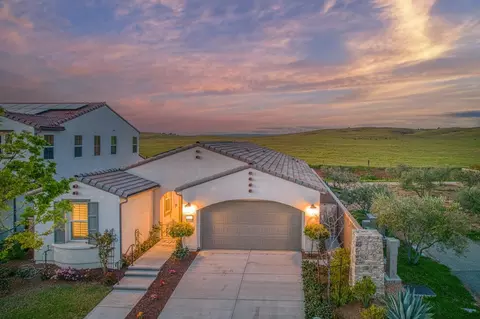 639 Overstone Ave, Madera, CA 93636 photo 3