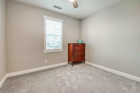 639 Overstone Ave, Madera, CA 93636 photo 16