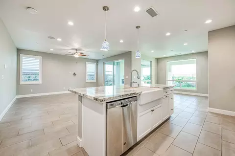 639 Overstone Ave, Madera, CA 93636 photo 19
