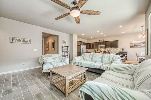 3866 Bellaire Ave, Clovis, CA 93619 photo 12