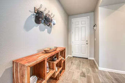 3866 Bellaire Ave, Clovis, CA 93619 photo 4