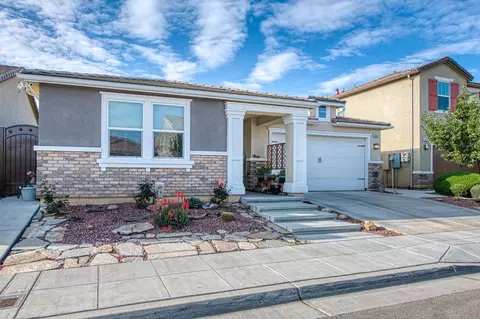 3866 Bellaire Ave, Clovis, CA 93619 photo 2