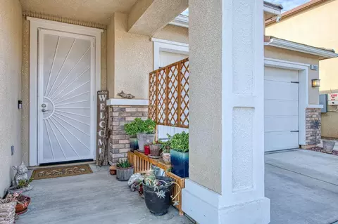 3866 Bellaire Ave, Clovis, CA 93619 photo 3