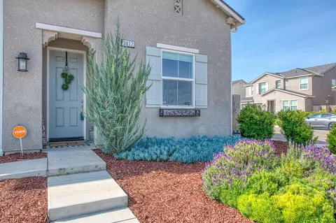 3822 Morris Ave, Clovis, CA 93619 photo 2