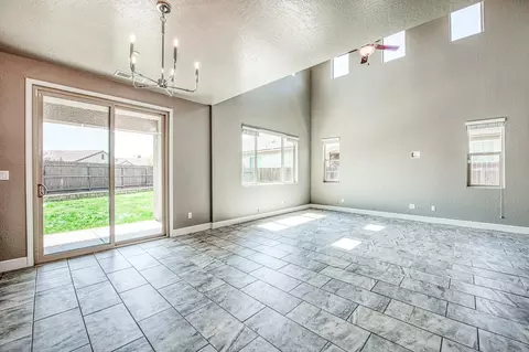 3520 Taylor Ln, Clovis, CA 93619 photo 28