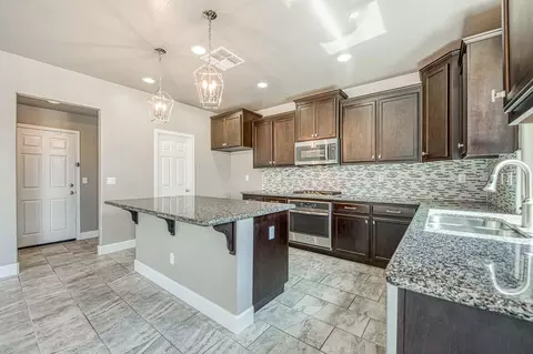 3520 Taylor Ln, Clovis, CA 93619 photo 21