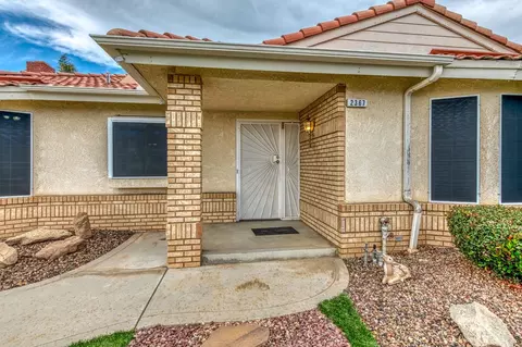 2367 Frederick Way, Madera, CA 93637 photo 4