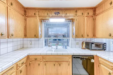 2367 Frederick Way, Madera, CA 93637 photo 11