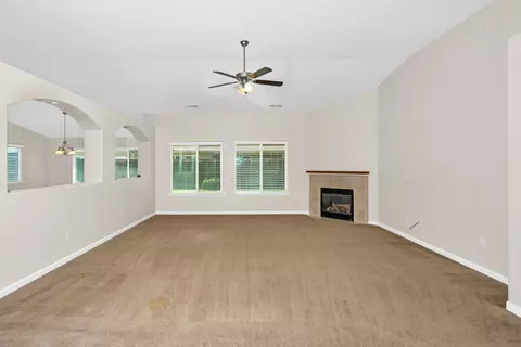 3544 Seaside Dr, Madera, CA 93637 photo 6