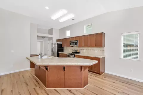 3544 Seaside Dr, Madera, CA 93637 photo 12