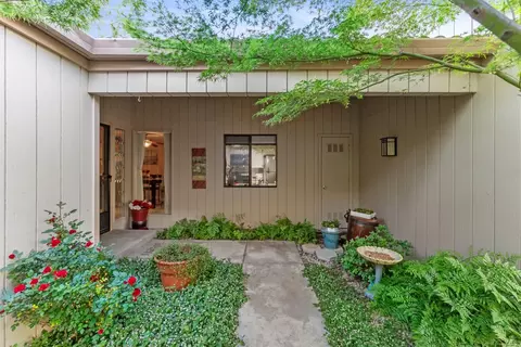 1715 Tollhouse Ln, Clovis, CA 93611 photo 1