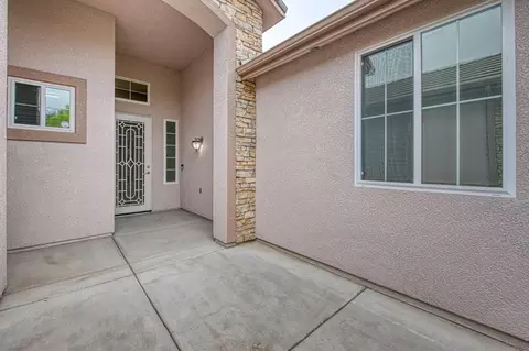 2267 Graybark Ave, Clovis, CA 93619 photo 5