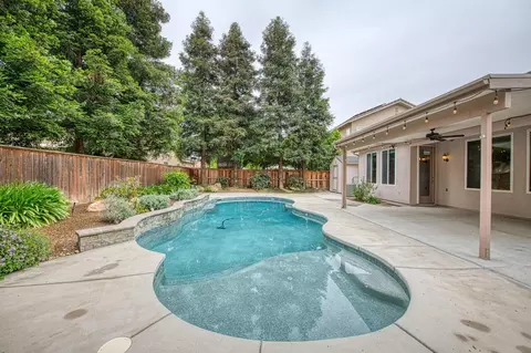 2267 Graybark Ave, Clovis, CA 93619 photo 38