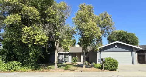 815 Miami Ave, Clovis, CA 93611 photo 1