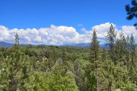 45792 Sutton Dr, Oakhurst, CA 93644 photo 8