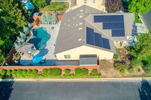 10850 Bernadine Ave, Clovis, CA 93619 photo 5