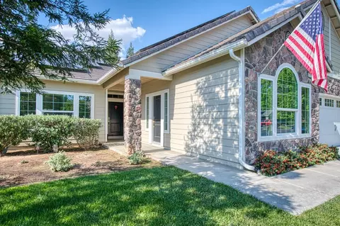 10850 Bernadine Ave, Clovis, CA 93619 photo 14