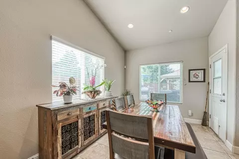 10850 Bernadine Ave, Clovis, CA 93619 photo 24