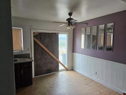 537 N Granada Dr, Madera, CA 93637 photo 4