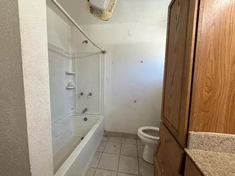 537 N Granada Dr, Madera, CA 93637 photo 25