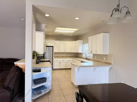 3351 Winter Way, Madera, CA 93637 photo 6