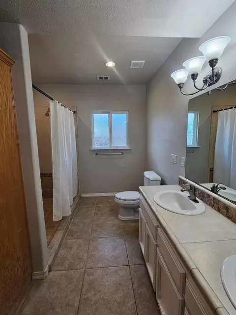 3351 Winter Way, Madera, CA 93637 photo 18