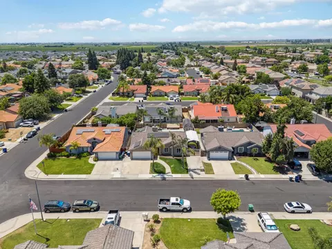 279 Lily Ave, Sanger, CA 93657 photo 34