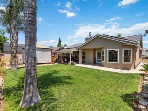 279 Lily Ave, Sanger, CA 93657 photo 20